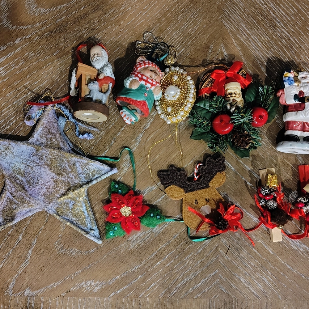 Festive Christmas Ornaments Set